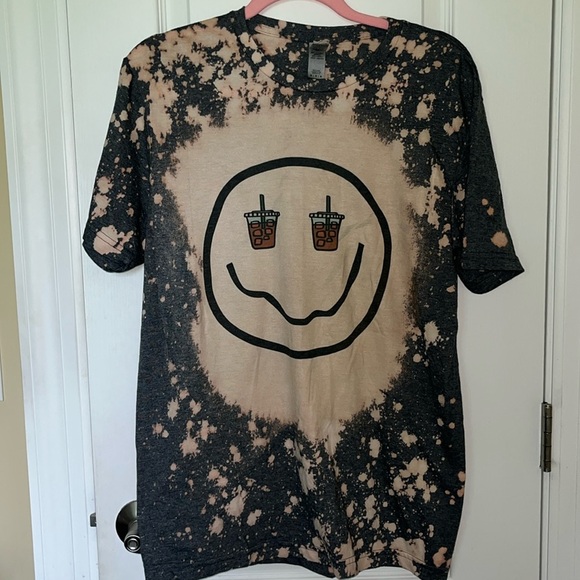 NWOT Iced Coffee Smile Face Tee Shirt Gray Acid Washed Size M - Picture 1 of 5